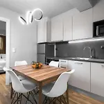 Big Apple, Nilie Hospitality Mgmt * Θεσσαλονίκη