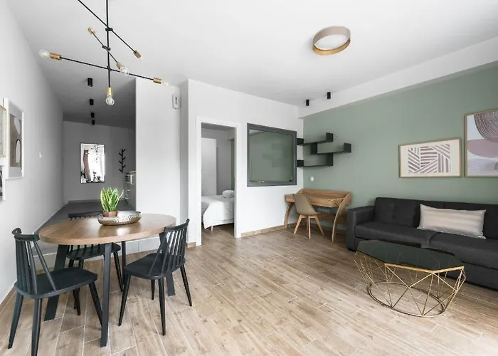Big Apple, Nilie Hospitality Mgmt شقة *
